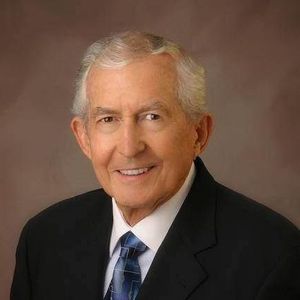 Publik Speaker Terkenal Sepanjang Masa Paul J Meyer.