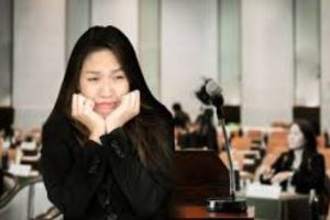 Mengatasi rasa takut berbicara di depan umum dengan cepat