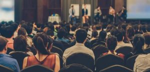 Tips Berbicara Dengan Percaya Diri di tempat kerja