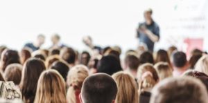 public speaking di tempat kerja juru bicara