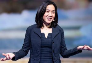 public speaking untuk pengembangan diri menurut Angela Duckworth
