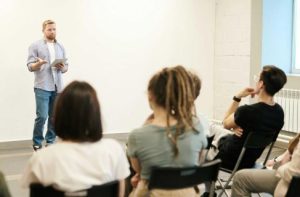 teknik vokal dalam public speaking