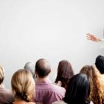 Tips Presentasi Bisnis yang Efektif: Seni Memikat dan Menginspirasi Audiens