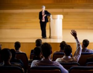 tips public speaking efektif pembicara yang handal