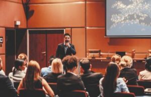 memahami rule of three Aturan Tiga dalam Public Speaking Yang Efektif