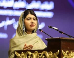 kursus berbicara di depan umum Studi Kasus Sukses Karir Berkat karena Pelatihan Public Speaking Malala Yousafzai