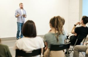 pelatihan public speaking di jogja yang meningkatkan performa