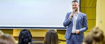 Kursus Creative Public Speaking Training