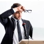 Cara Mengatasi Panggung Shock: Langkah Menuju Kepercayaan Diri di Depan Publik