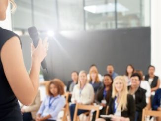 cara berbicara di depan umum mengapa kursus public speaking adalah investasi terbaik untuk karir anda juru bicara indonesia